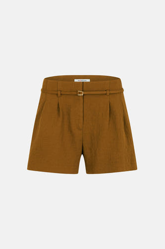 Bruine short van Morgan De Toi met getextureerde stof, plooien, een bijpassende riem en gouden gesp.