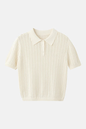 Polo beige de MANGO à manches courtes et au design ajouré.