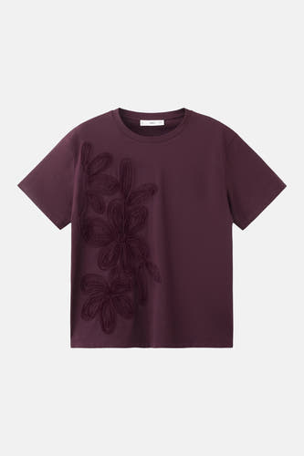 T-shirt à manches courtes Bordeaux de MANGO, orné de motifs floraux sur le devant.
