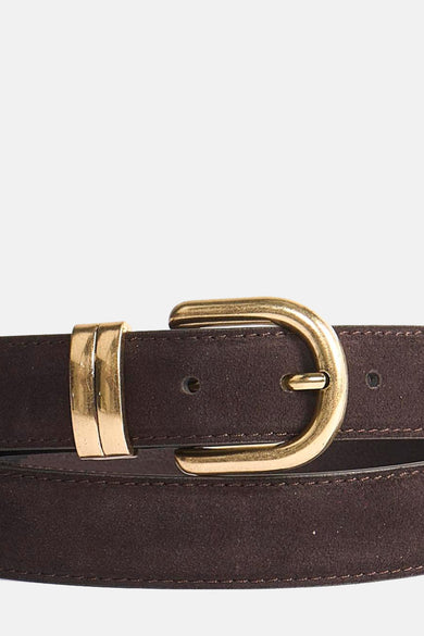 Ceinture marron MANGO avec boucle et finition dorées.