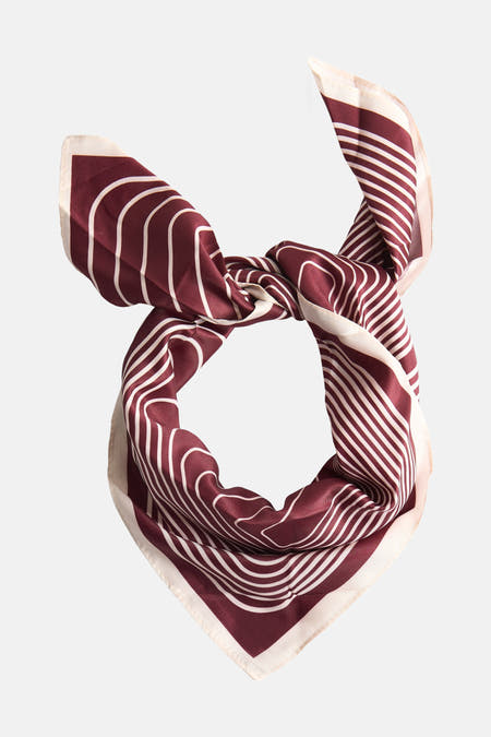 styleBREAKER sjaal, muts en handschoenenset, vlechtpatroon gebreide sjaal met bobbelmuts en handschoenen, dames 01018208, Farbe:Bordeaux-rood/Lussen sjaal styleBREAKER sjaal, muts en handschoenenset, vlechtpatroon gebreide sjaal met bobbelmuts en handschoenen, dames 01018208, Farbe:Bordeaux-rood/Lussen sjaal