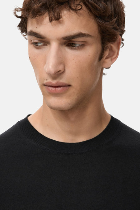 Pull met ronde hals - zwart