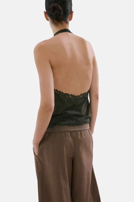 Haut à licou kaki de MANGO avec détail en dentelle en forme de V au dos nu.