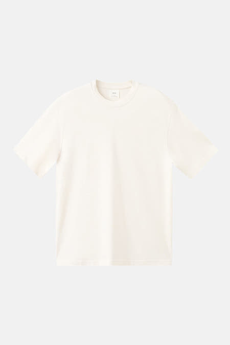 Ecru T-shirt met korte mouwen van MANGO, effen en met een ronde halslijn.