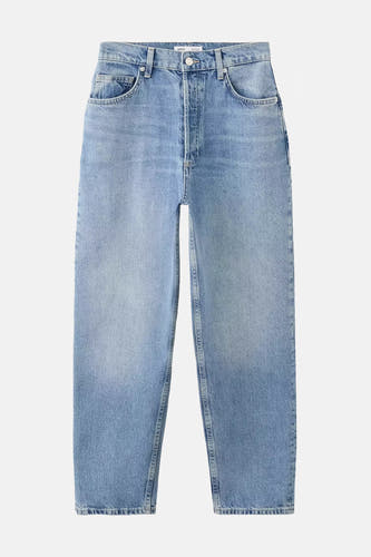 Lichtblauwe mom jeans van denim van MANGO, front view met verbleekt effect en rechte pasvorm