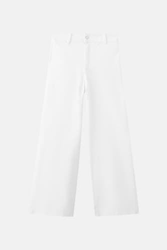 Jean large blanc de MANGO, uni et avec une fermeture à bouton simple.