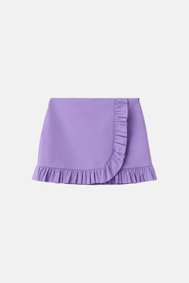 Paarse minirok met ruches aan de zoom en zijde, van MANGO, front view op witte achtergrond
