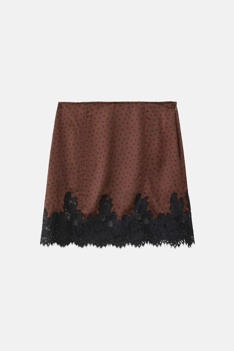 Jupe courte marron de MANGO, à pois noirs et finie avec de la dentelle noire sur le bas.