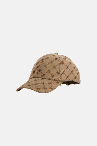 Casquette marron MANGO, avec un motif détaillé et une visière incurvée.