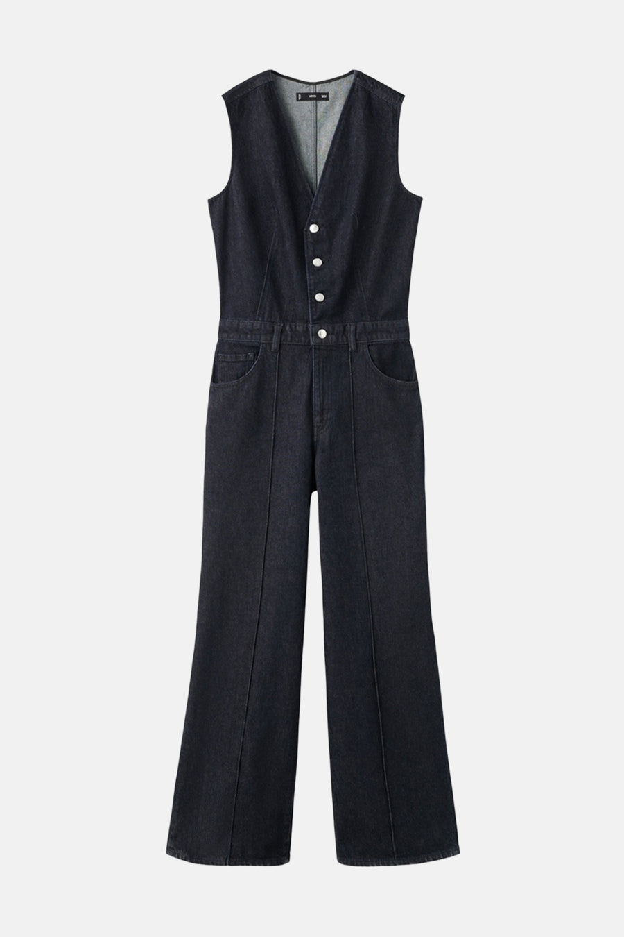 Combinaison de denim bleu marine de MANGO, avec fermeture à boutons et larges pinces.