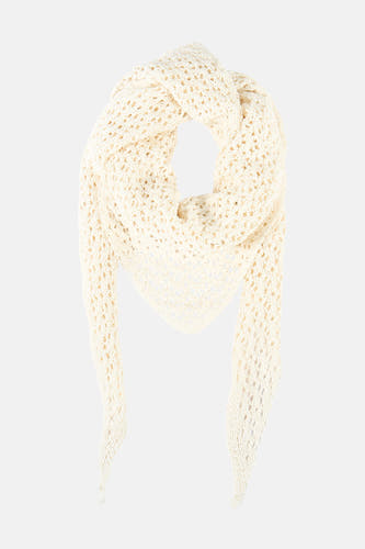 Écharpe d'hiver couleur écru de MANGO avec motif en maille ajourée et texture douce.