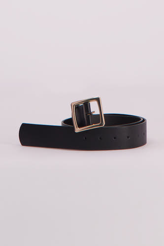 Bruine riem van Legend, met een goudkleurige vierkante gesp.