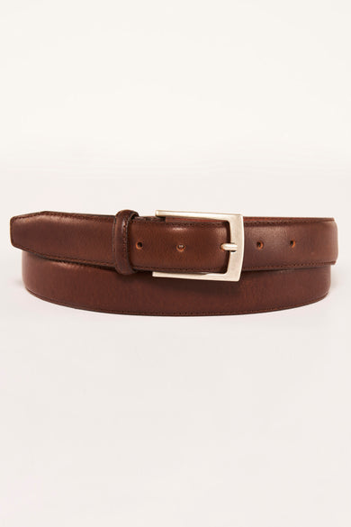 Ceinture brune de Petrol Industries, avec boucle et rivets argentés.