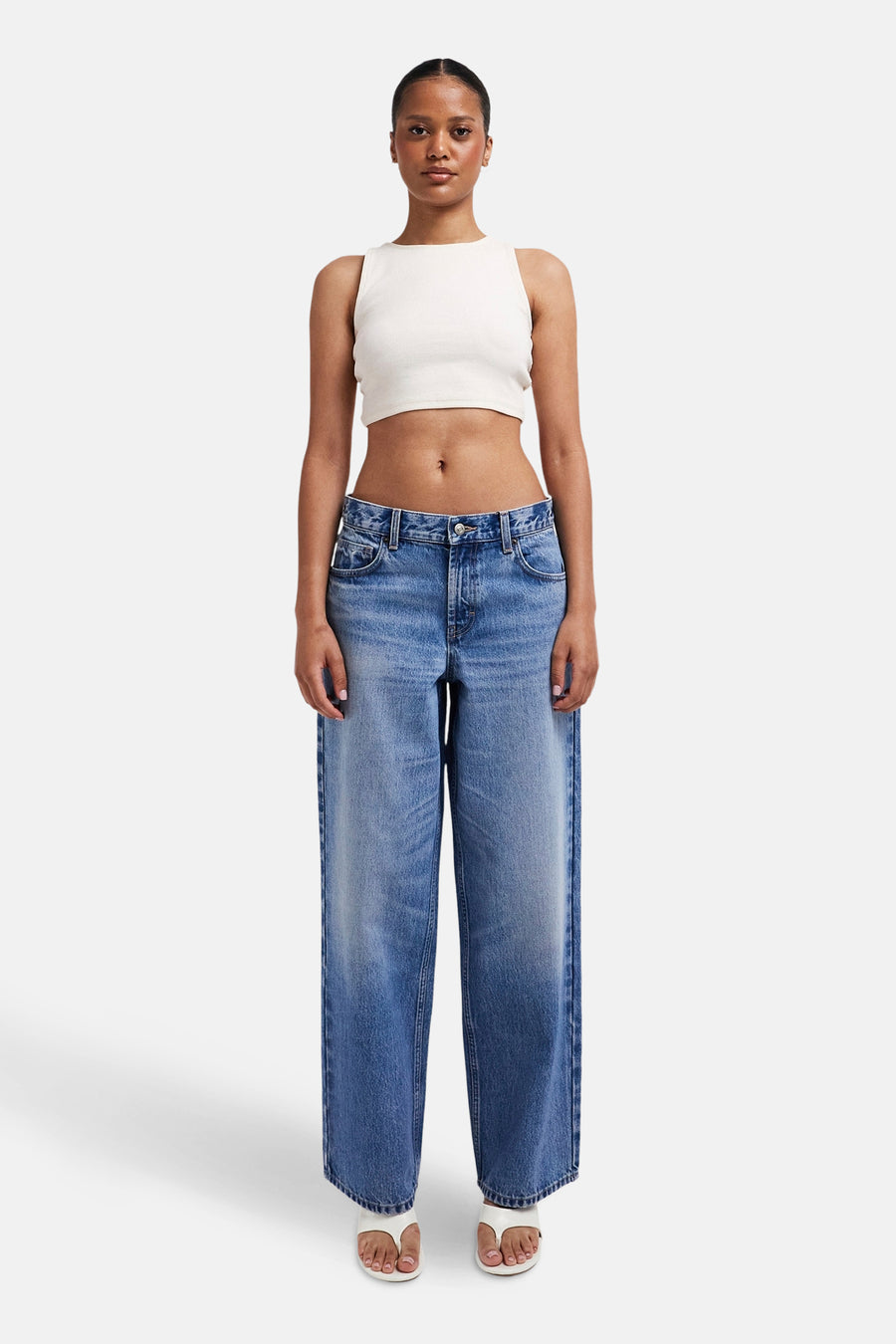 Jeans - mid blue denim