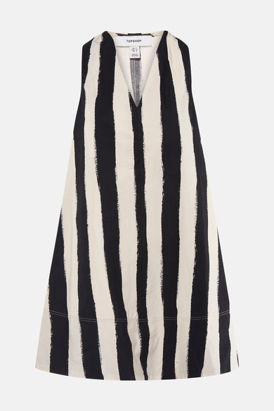 Mouwloos kleedje met zwart-witte kwaststrepen van TOPSHOP, met V-hals.
