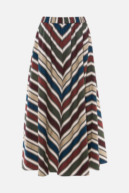 Jupe longue multicolore à rayures de TOPSHOP avec motif chevron en bordeaux, vert, bleu, beige et blanc.