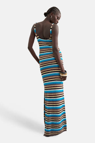 Multikleurige kleedje zonder mouwen van TOPSHOP, met horizontale strepen in blauw, bruin en geel.