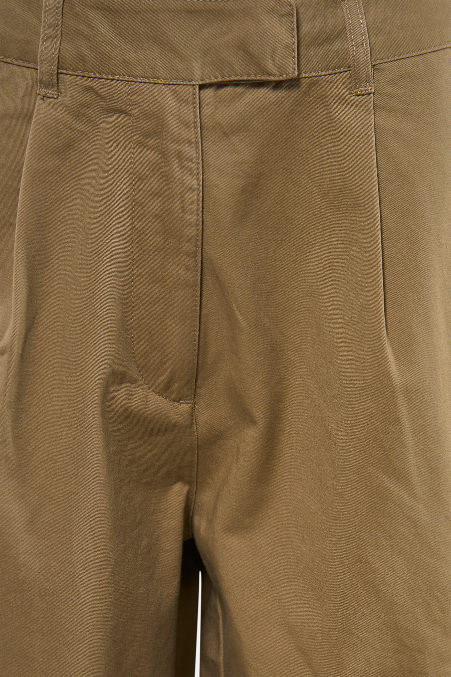 Beige short van TOPSHOP van keperstof, met gulp en bandlussen aan de voorkant.