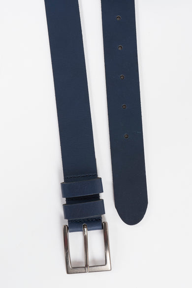 Ceinture bleue de Petrol Industries® avec boucle argentée et plusieurs trous.