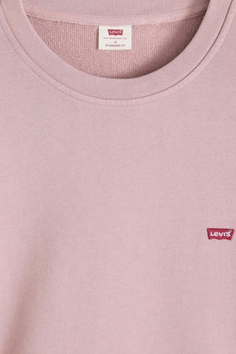 Roze sweater van Levi's, met een ronde hals en klein Levi's logo.