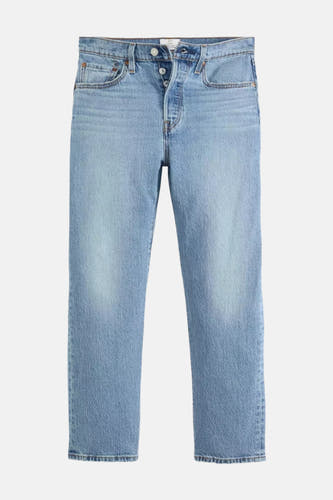 Lichtblauwe straight jeans van Levi's, met knoopsluiting en klassieke denim textuur.
