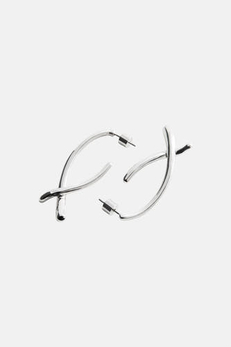 Zilveren oorringen met gekruiste design van MANGO, glanzend metaal, minimalistisch en modern uitgevoerd