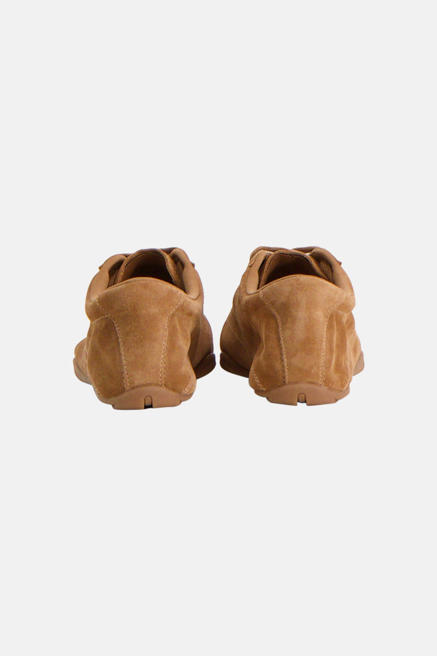 Bruine suede sneakers van MANGO, achterzijde weergave, met zichtbare naden en rubberen zool