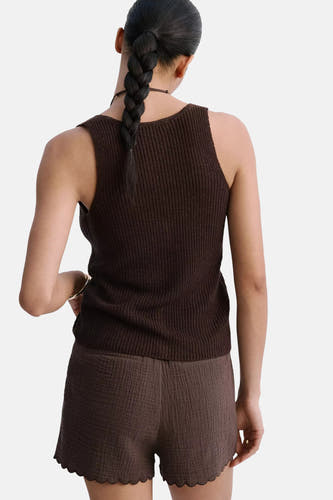 Short - brun