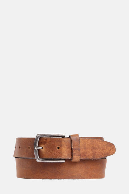 Ceinture brune de Petrol Industries, avec boucle argentée et finition en cuir vieilli.