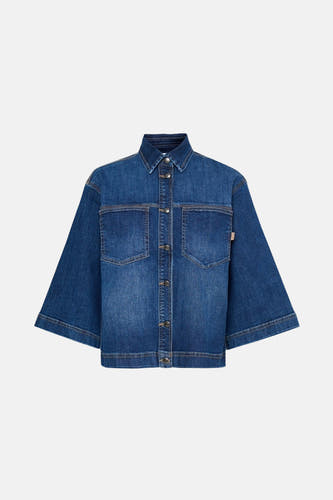 Jeansjas van donkerblauwe denim van PULZ, met korte mouwen en borstzakken.