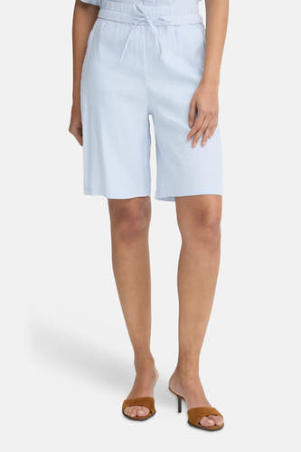 Blauwe short van PULZ, effen stof met een tailleband en trekkoord.