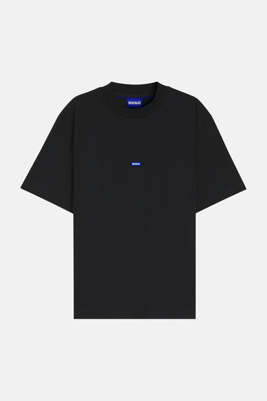 T-shirt noir à manches courtes HUGO BLUE, avec petit logo sur la poitrine, coupe décontractée.