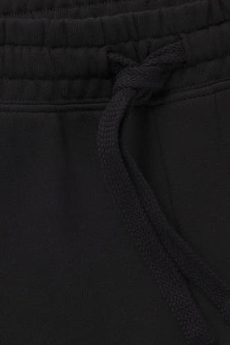 Zwarte short van HUGO met een elastische tailleband en trekkoorddetail.
