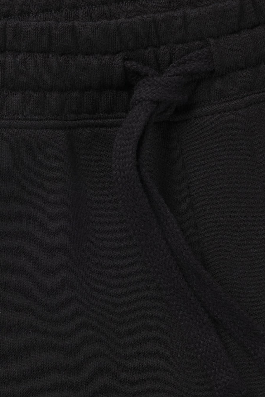 Zwarte short van HUGO met een elastische tailleband en trekkoorddetail.