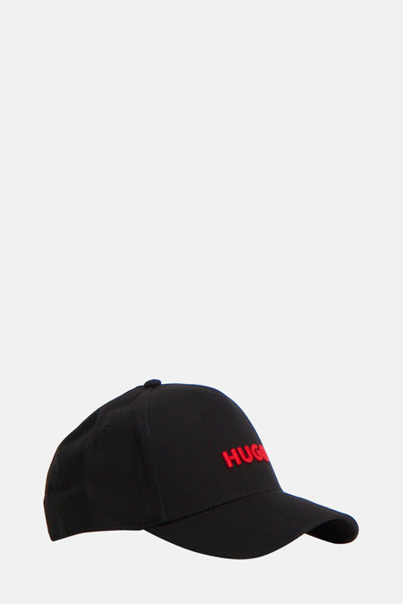 Pet Zwart - HUGO