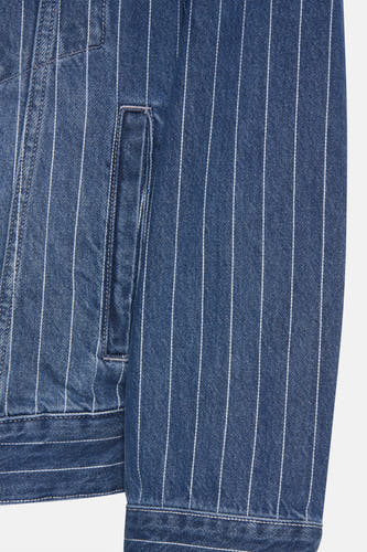 Jean en midbleu denim denim denimUGUG BLUE, avec une une et et et et de dé déup