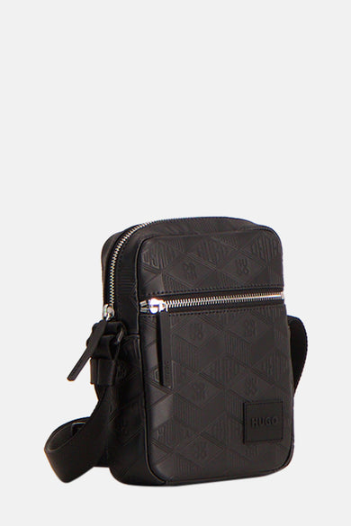 Zwarte schoudertas van HUGO met een all-over logoprint en zilverkleurige ritssluiting.