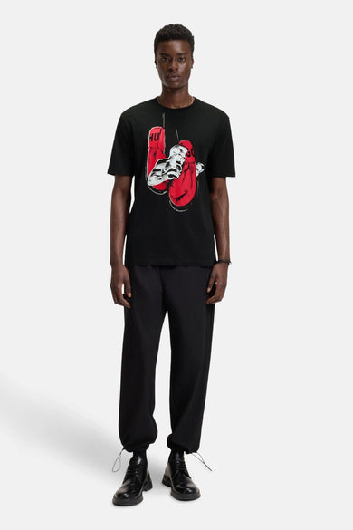 T-shirt noir à manches courtes de HUGO avec impression de gants de boxe.