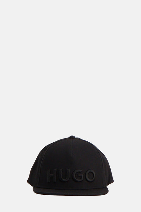 Pet Zwart - HUGO