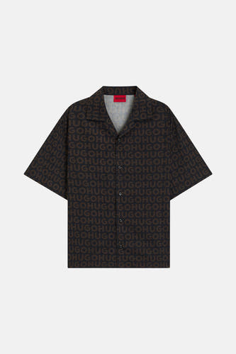 Bruin overhemd met korte mouwen van HUGO, met all-over logo-patroon.
