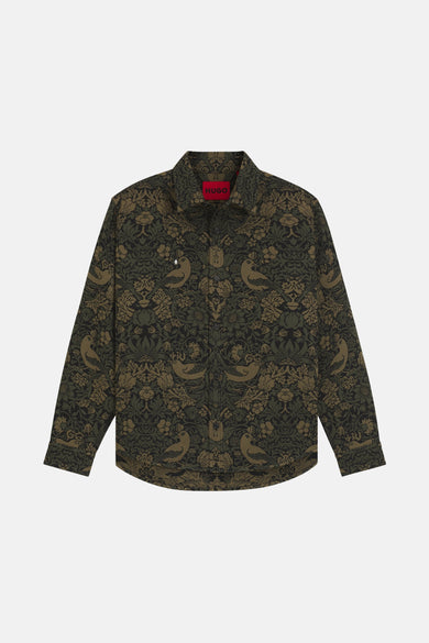 Chemise verte à manches longues de HUGO, avec motif d'oiseaux et de fleurs.