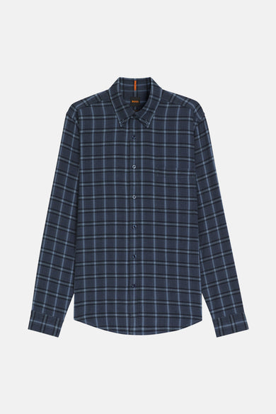 Blauw, lange mouwen overhemd van BOSS, met een klassiek ruitpatroon en knoopsluiting.