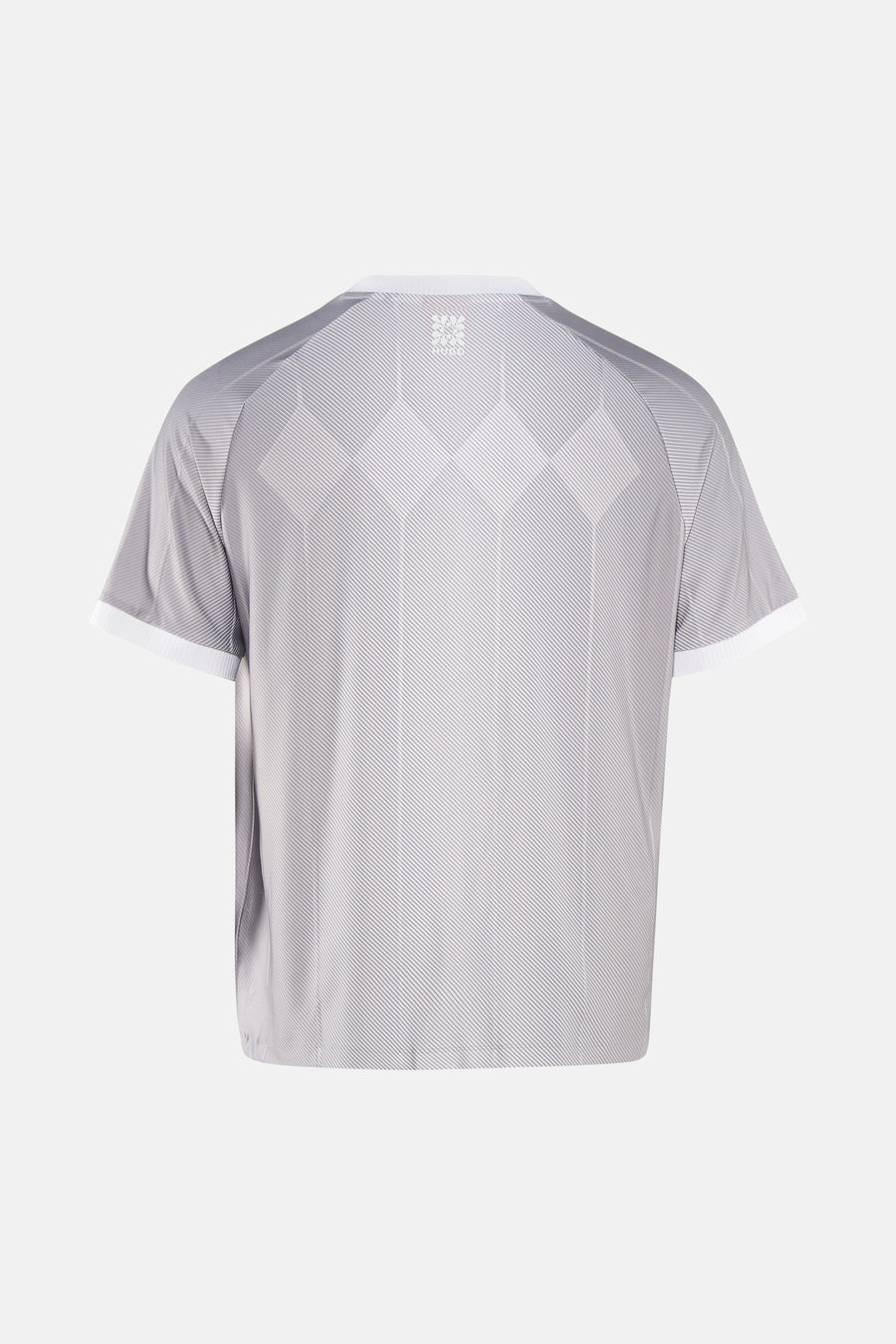 Lichtgrijs T-shirt met korte mouwen van HUGO, met subtiel diagonaal streeppatroon en witte boorden, achterzijde.