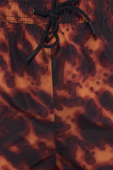 Multicolor zwemshort van HUGO met schildpadprint, elastische tailleband en zwart trekkoord.