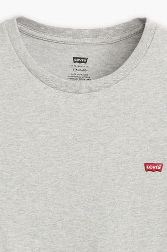Grijs T-shirt met korte mouwen van Levi's, met een klein rood Levi's logo.