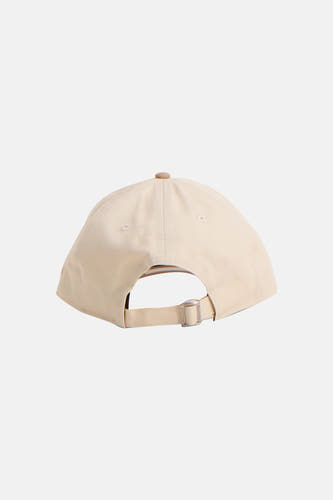Beige pet van New Era, met een verstelbare band aan de achterkant.
