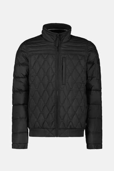 Zwarte korte jas van Cars, met ruitvormig stiksel en een opstaande kraag.
