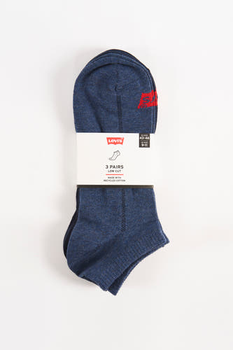 Blauwe sokken van Levi's met rode accenten, verpakt en klaar voor gebruik.
