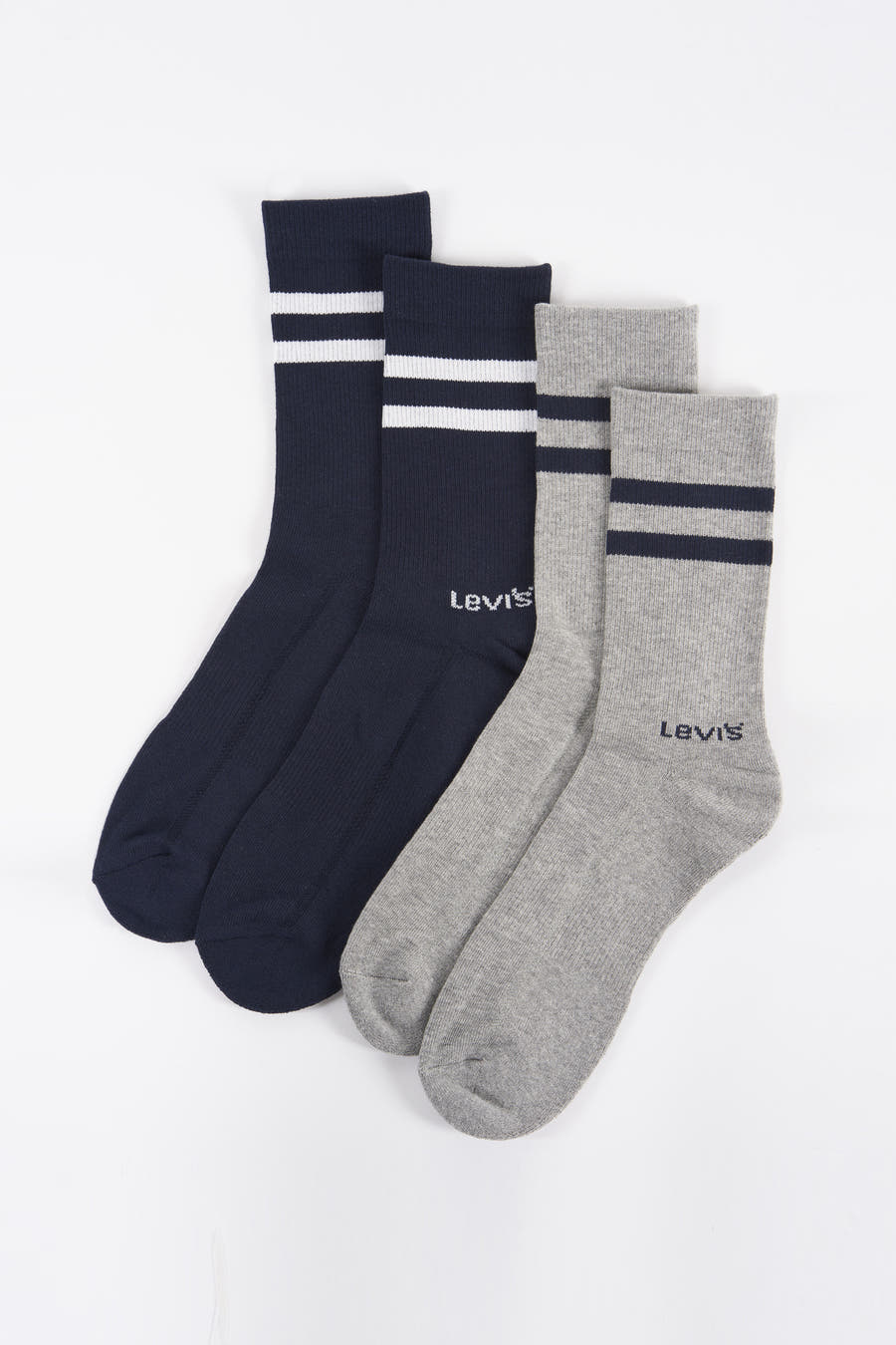 Chaussettes bleues et grises de Levi's avec des rayures blanches et bleues.