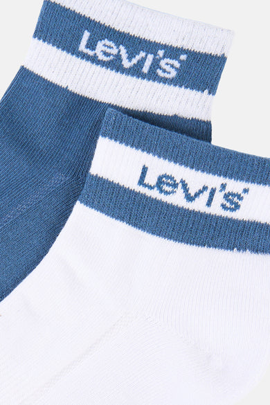 Meerkleurige sokken van Levi's® Accessories, met blauwe en witte strepen en merklogo op de bovenkant.
